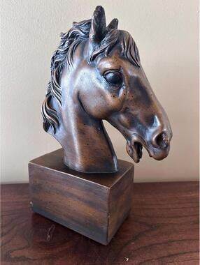 Medium Sized Horse Head Sculpture